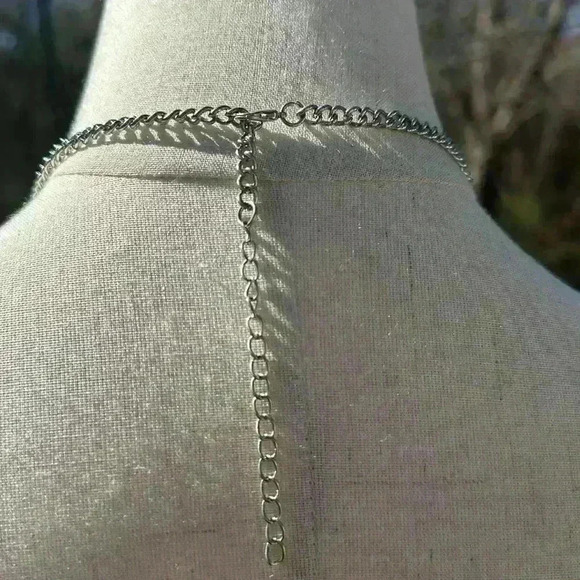 Adjustable Length Rhinestone, Pearl, Cubic Zirconia Silver Necklace OS - Picture 4 of 8